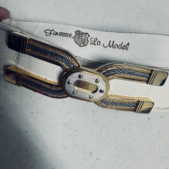 Vintage Finesse La Model Adjustable White Belt Tri-Tone metal Buckle sz M/L main image 4